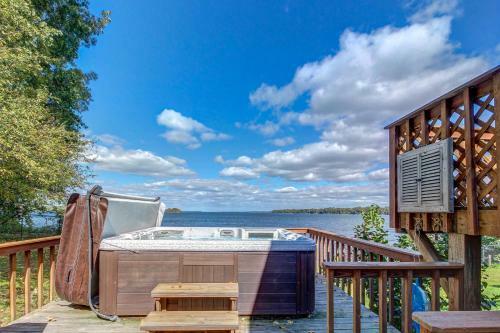 Keeler's Bay Get Away