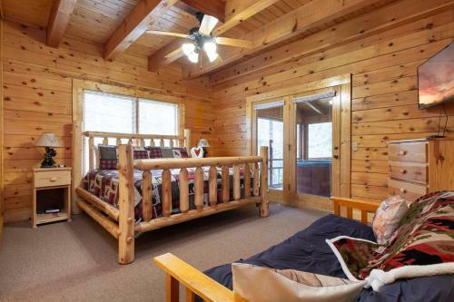 Creekside Getaway