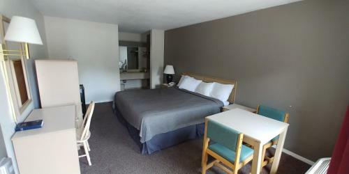 Travelers Rest Motel