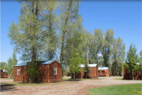 Chama River Bend Lodge