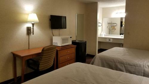 Motel Port Of Tacoma Inn
