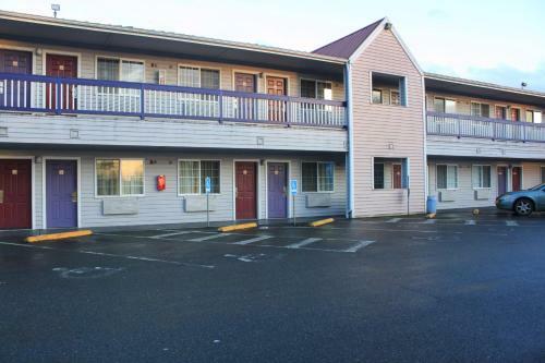 Motel Port Of Tacoma Inn