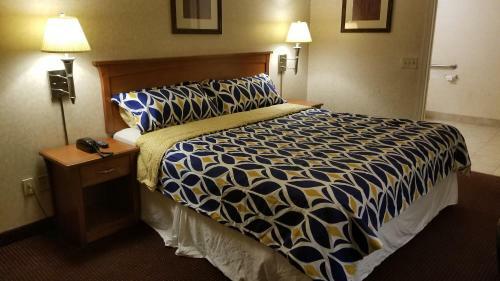 Motel Port Of Tacoma Inn
