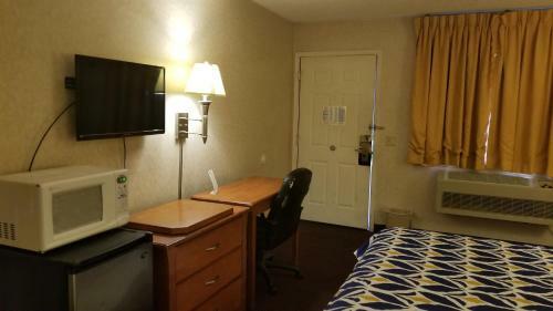 Motel Port Of Tacoma Inn