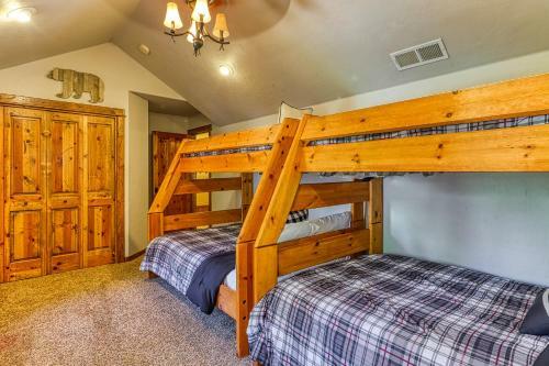 Rocky Pines Lodge