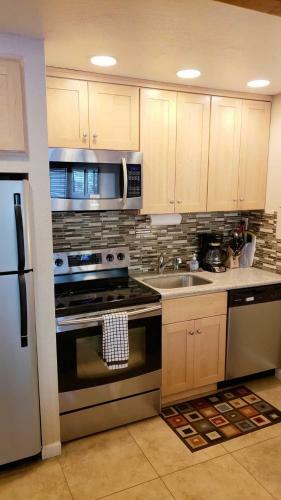 Apartamento Lakeland Village #105 Condo