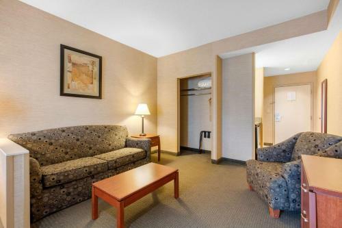 Hotel Quality Inn & Suites Benton - Draffenville