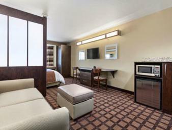 Hotel Microtel Inn & Suites By Wyndham Wheeler Ridge