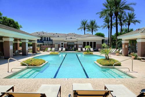 Apartamento 15221 Clubgate Drive Condo Unit 2104