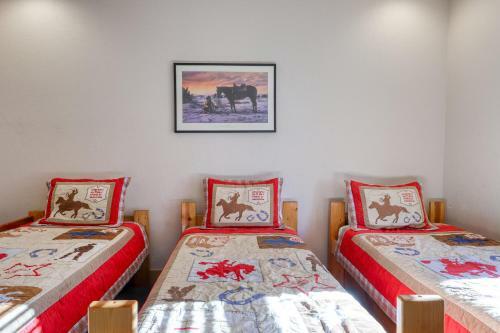 Bonanza Bunkhouse