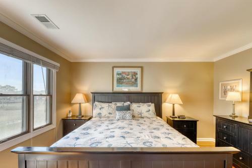 Bay Pointe 2137