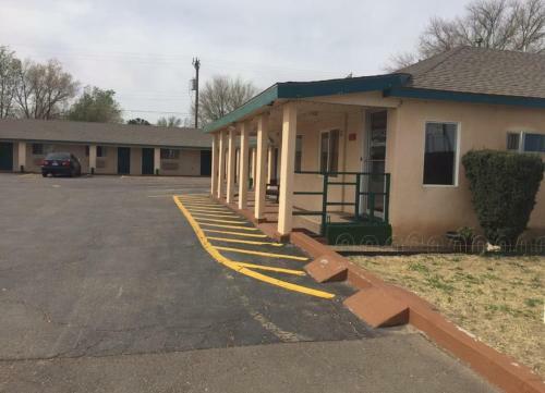 Valley Motel