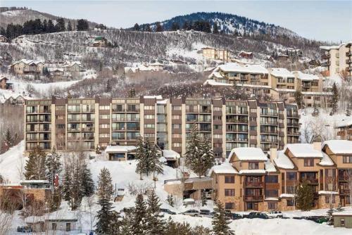 Bronze Tree Condominiums - Bt104