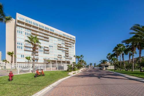 Solare Garden Villa 885