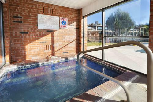 Hotel Days Inn & Suites By Wyndham Trinidad
