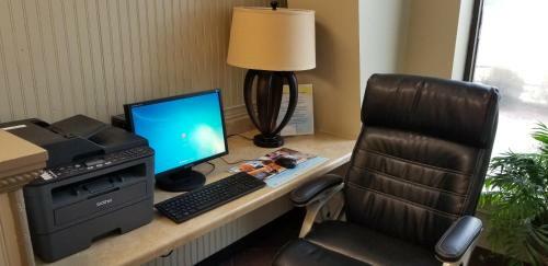 Hotel Days Inn & Suites By Wyndham Trinidad