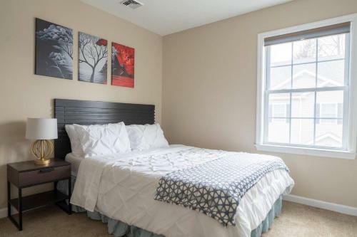 West Point Retreat 6 Bd 4 Ba