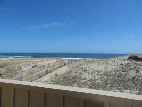 Hotel Windward Shores