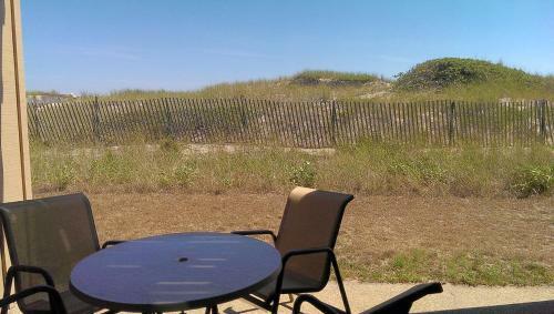 Hotel Windward Shores