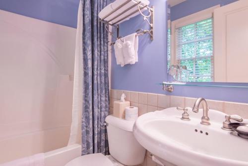 Bed & Breakfast Brick Street Inn