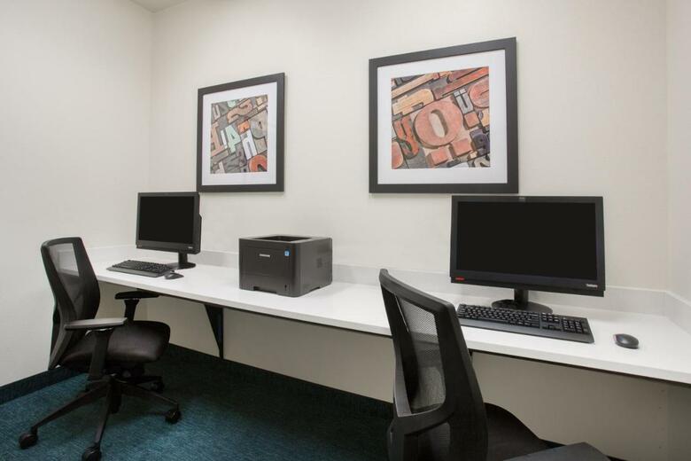 Hotel Candlewood Suites Pueblo