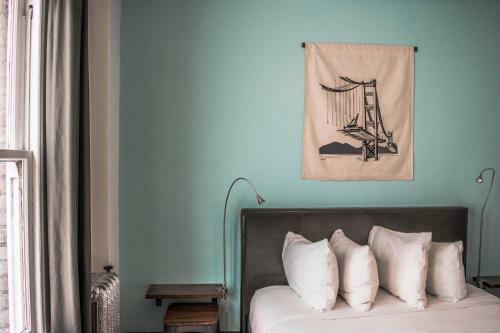 The Bartlett Hotel And Guesthouse