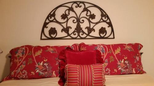 Bed & Breakfast Inn At Clearwater Pond
