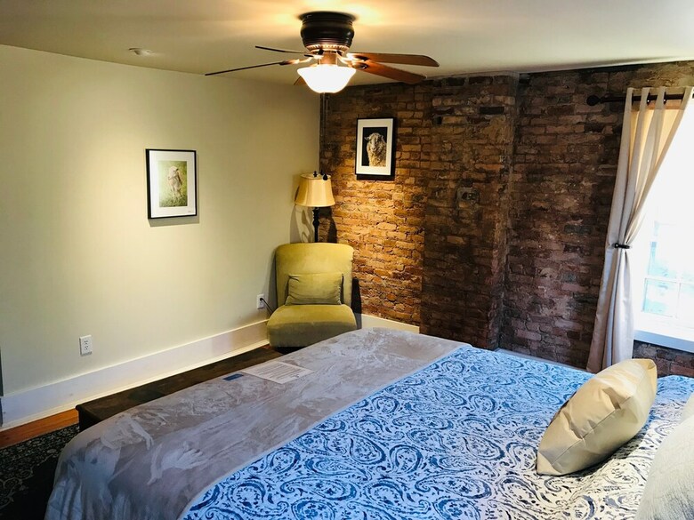 Bed & Breakfast The Homestead At Catskill Animal Sanctuary