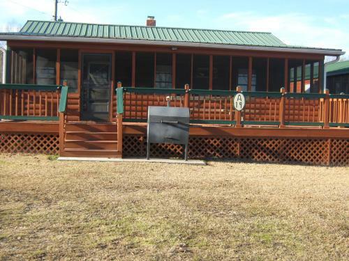 Lodge Carolina King Retreat