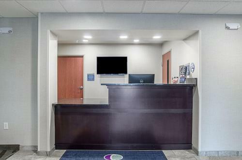 Hotel Cobblestone Inn & Suites - Guernsey