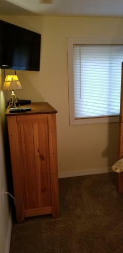 East Tawas Rustic Retreat