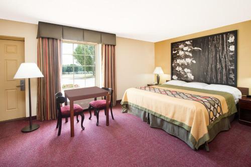 Hotel Super 8 By Wyndham Lamar