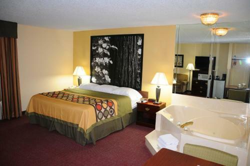 Hotel Super 8 By Wyndham Lamar