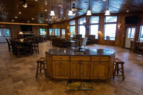 Hotel Lewis & Clark Resort