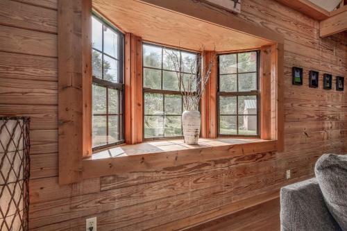 Glade Mountain Top Retreat Cabin