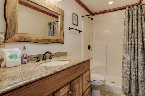 Glade Mountain Top Retreat Cabin