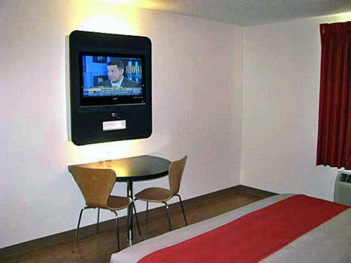 Hotel Motel 6 South Haven