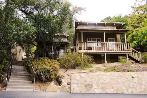 Hotel Circle Bar B Guest Ranch