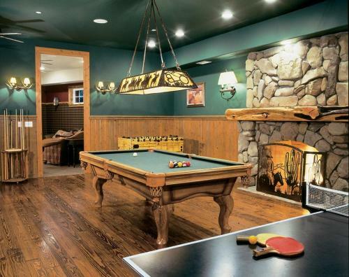 Hotel Circle Bar B Guest Ranch