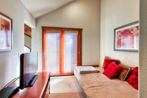 Travioli Mountain Retreat