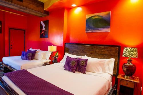 Nomads Hotel