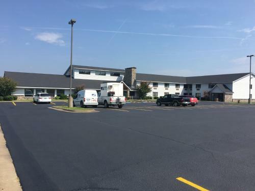 Hotel Regency Inn And Suites