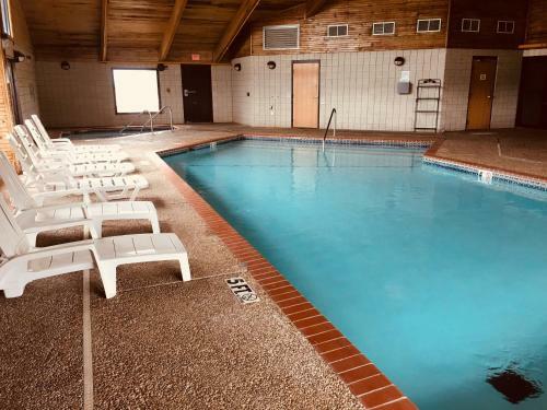 Hotel Regency Inn And Suites