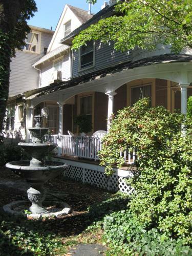 Bed & Breakfast Haddonfield Inn