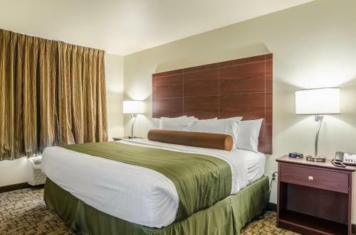 Hotel Cobblestone Inn & Suites - Bridgeport