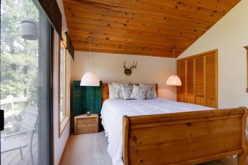 Golden Eagle Lane 17 | Discover Sunriver