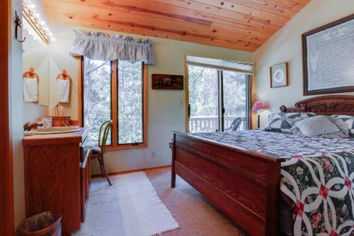 Golden Eagle Lane 17 | Discover Sunriver