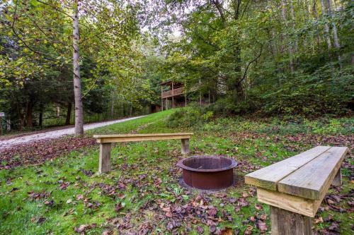 Pioneer - Hocking Hills Cabin
