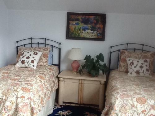 Cold Moon Farm B&B