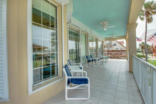 Hibiscus Getaway